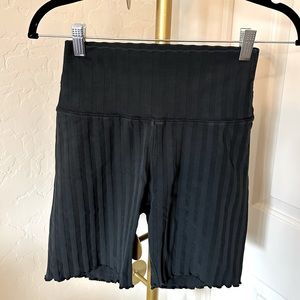 Aerie black bike shorts